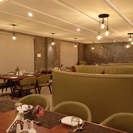 Hotel Preethi Classic Towers Ooty Ngoại thất bức ảnh