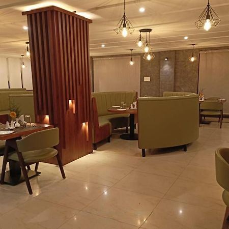 Hotel Preethi Classic Towers Ooty Ngoại thất bức ảnh