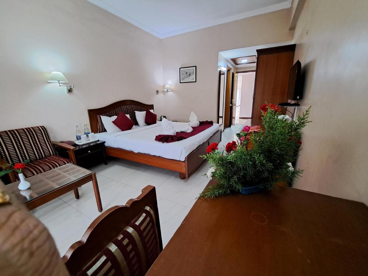 Hotel Preethi Classic Towers Ooty Ngoại thất bức ảnh