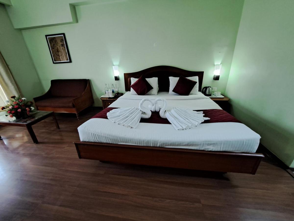 Hotel Preethi Classic Towers Ooty Ngoại thất bức ảnh