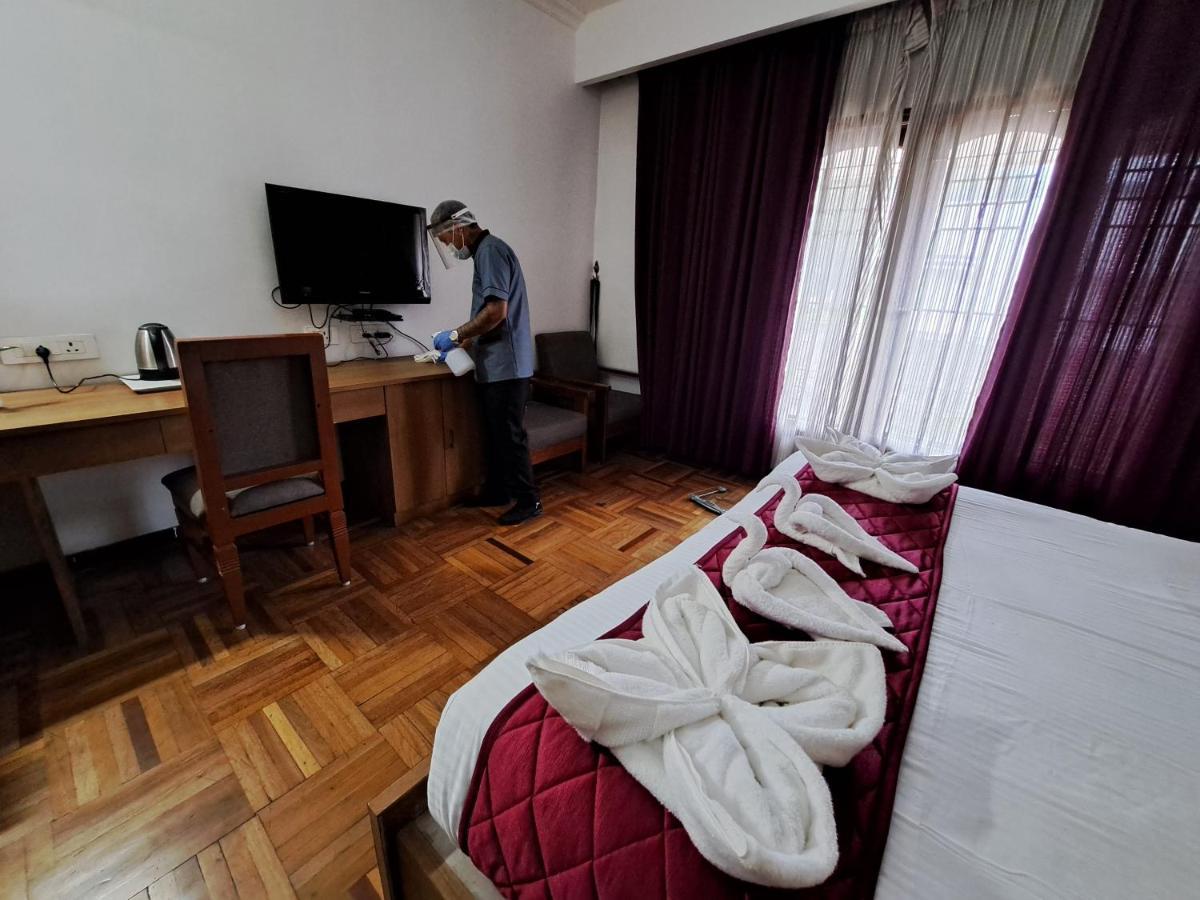 Hotel Preethi Classic Towers Ooty Ngoại thất bức ảnh