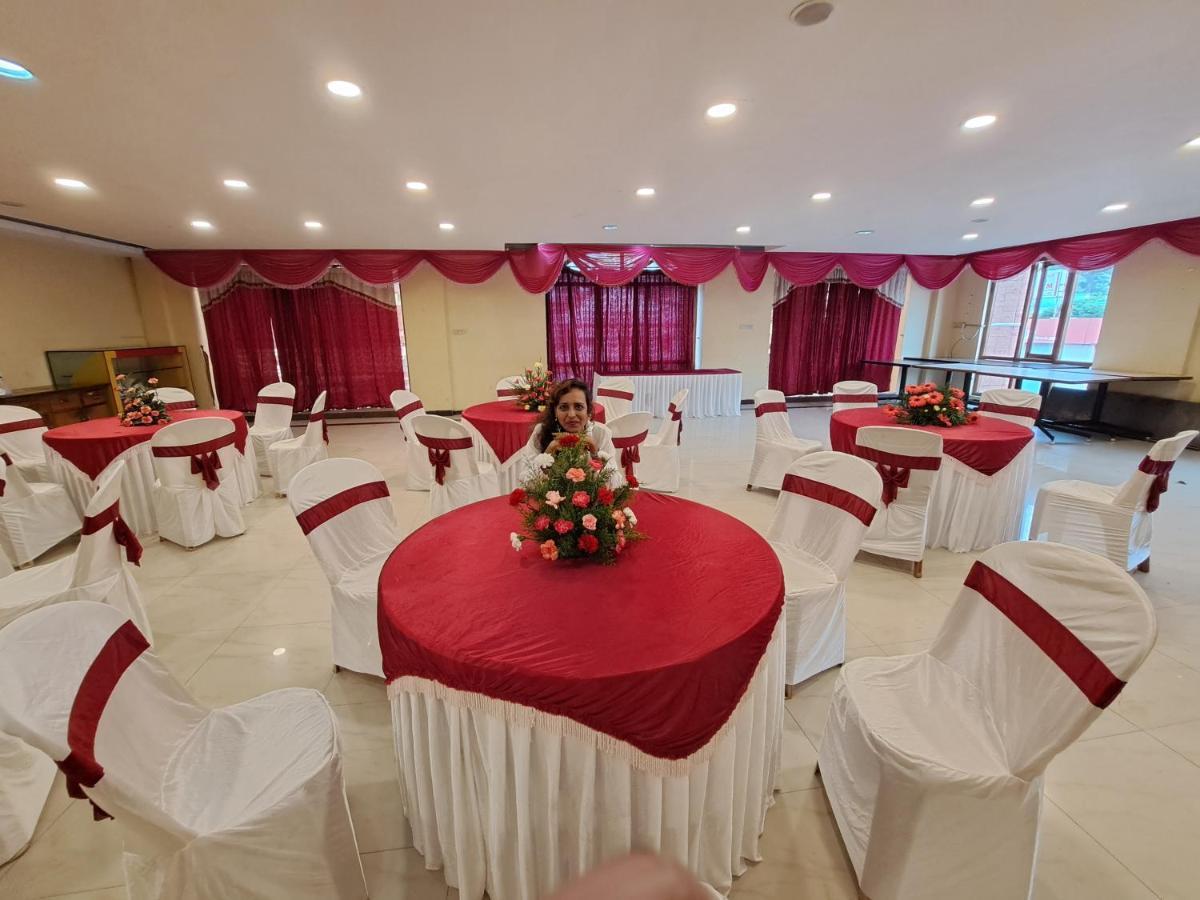 Hotel Preethi Classic Towers Ooty Ngoại thất bức ảnh