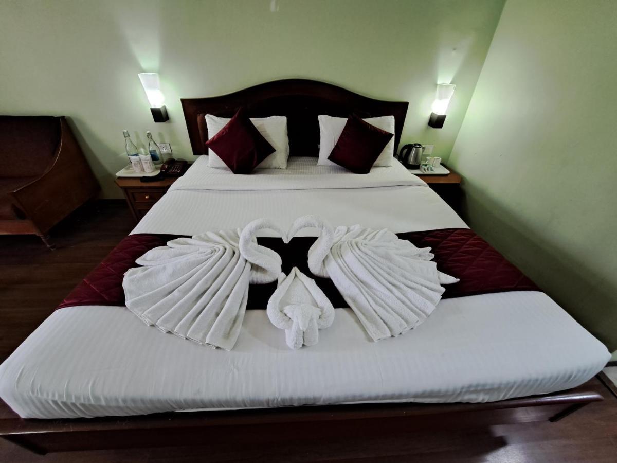 Hotel Preethi Classic Towers Ooty Ngoại thất bức ảnh