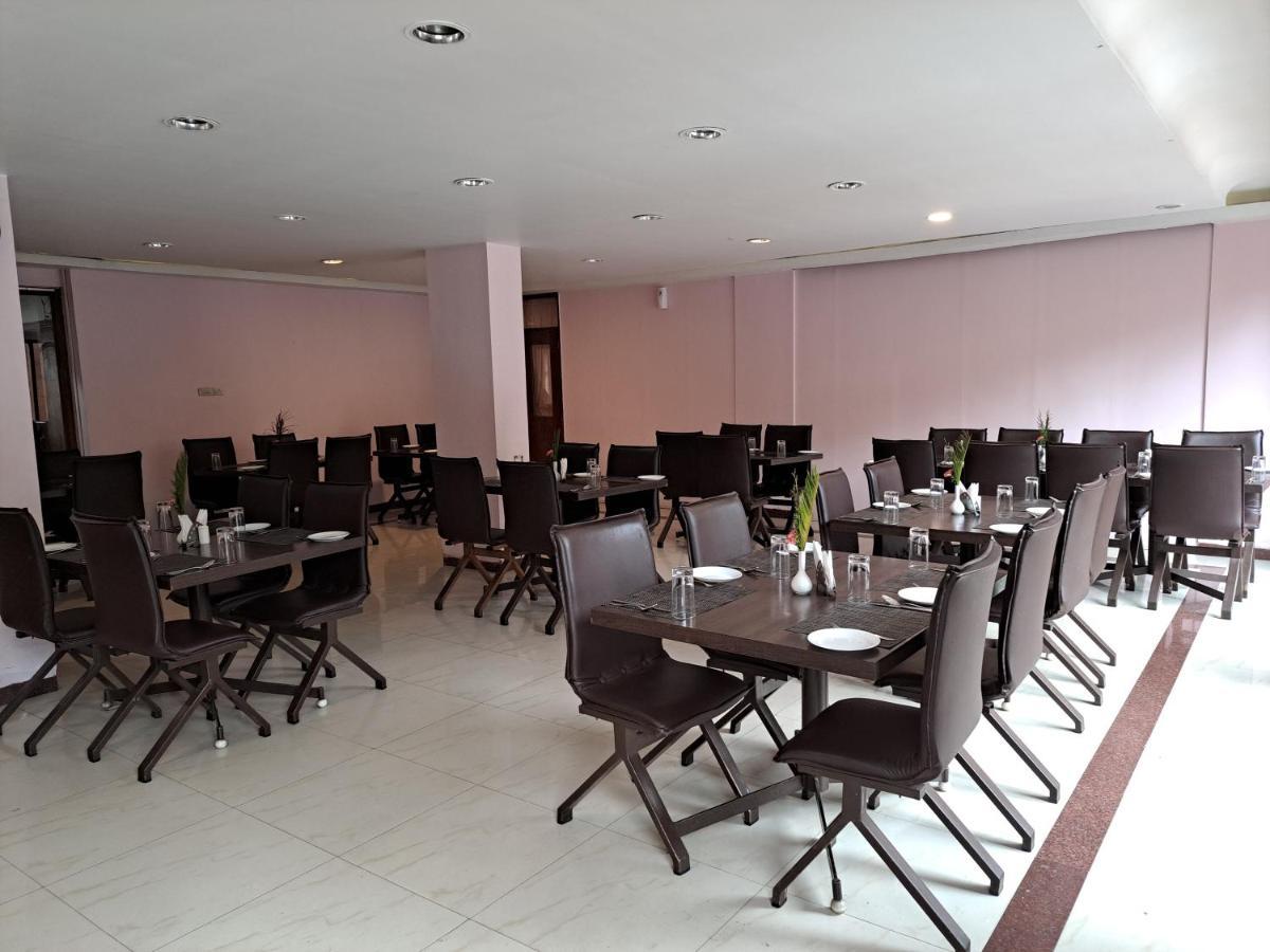 Hotel Preethi Classic Towers Ooty Ngoại thất bức ảnh