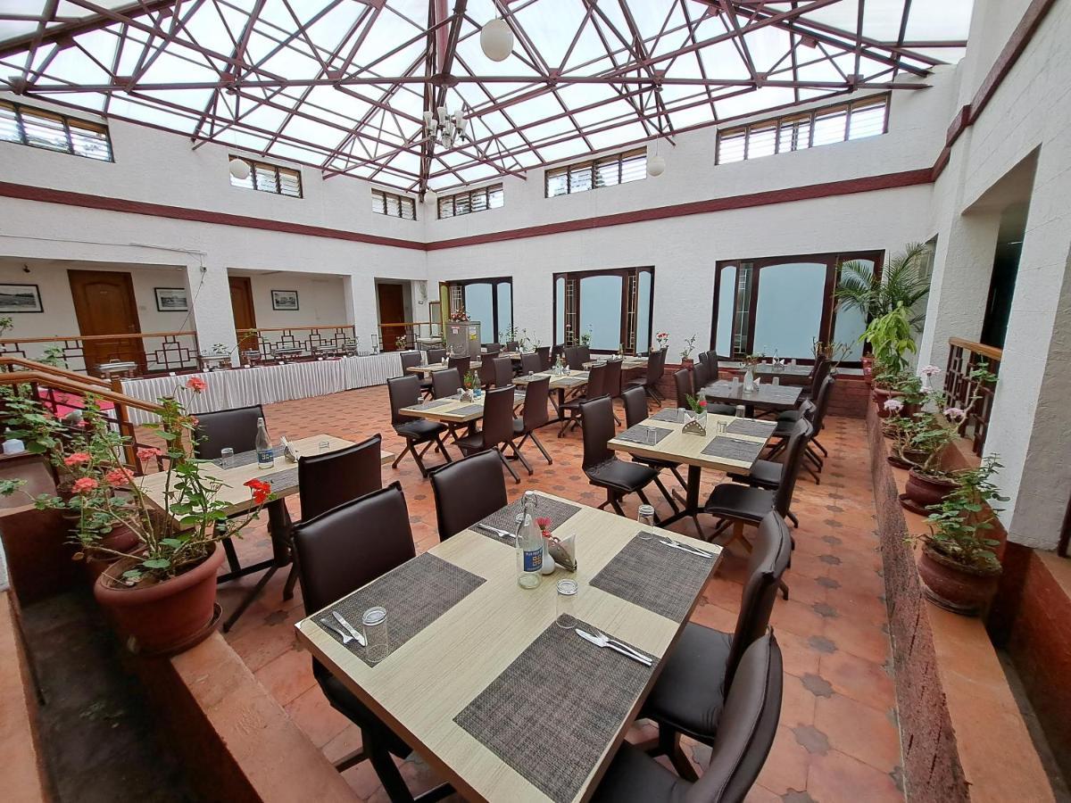 Hotel Preethi Classic Towers Ooty Ngoại thất bức ảnh