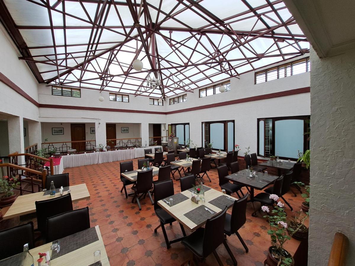 Hotel Preethi Classic Towers Ooty Ngoại thất bức ảnh