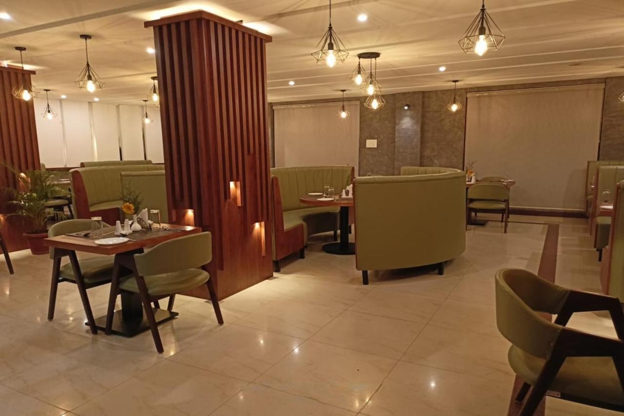 Hotel Preethi Classic Towers Ooty Ngoại thất bức ảnh