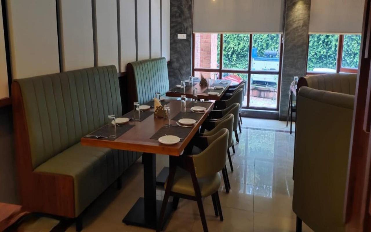 Hotel Preethi Classic Towers Ooty Ngoại thất bức ảnh